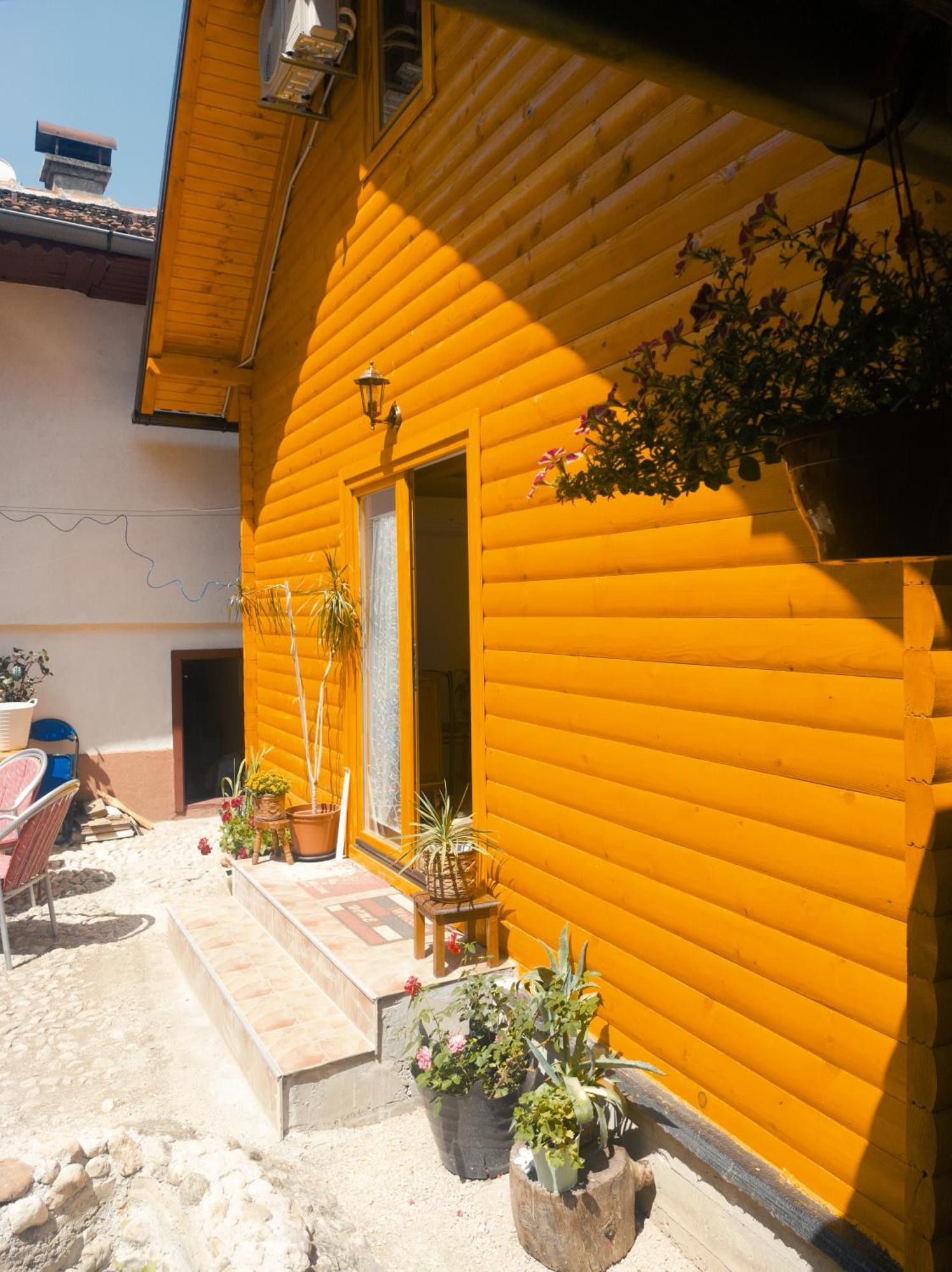 Guest house Nizama's Place Saraievo Exterior foto